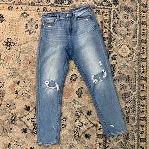 American eagle mom jeans